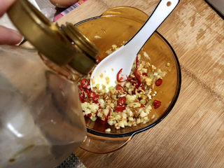 9、蒜蓉生蚝,调味：两汤匙生抽