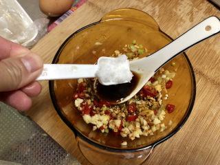 11、蒜蓉生蚝,一茶匙白糖