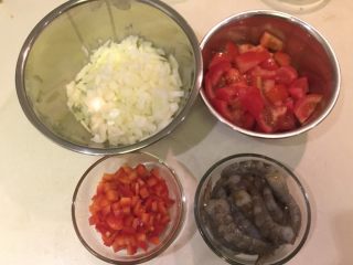 8、普罗旺斯风味番茄烩大虾,嗯！准备好了