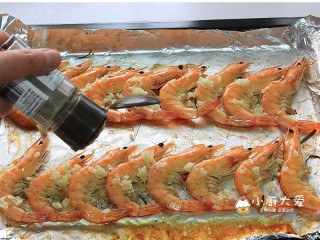 12、过年菜---香烤大虾,撒上黑胡椒粉