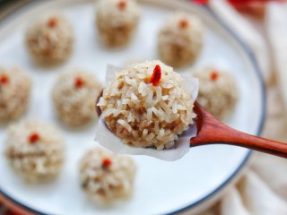 17、冬至美食 清香可口的珍珠藕丸,喜欢的朋友赶紧做起来吧~