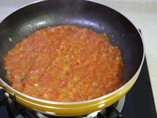 4、黑椒牛肉披萨,煸炒成酱状