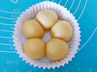 27、五福临门～一个面包五种口感,也可以做成小的，每一个面团15克左右，原味的面团25克左右，供大家参考