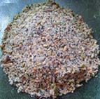 11、京式提浆五仁月饼,继续搓揉均匀，成五仁馅，看上去有些松散，能够捏成团即可