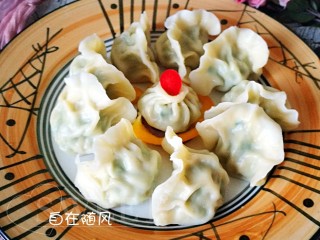 14、冬至的饺子～韭菜猪肉饺子,盛盘上桌