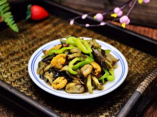 15、茄条炒海虹,绝对的下饭菜,米饭的杀手。