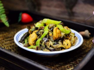 16、茄条炒海虹,成品一