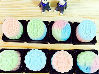 17、王氏彩色冰皮月饼#有个故事#,冰皮月饼做好喽……