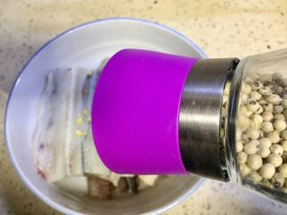 6、高营养~日式蒲烧鳗鱼,鲜磨两颗花椒面