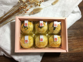 27、蛋黄酥（黄油+玉米油版）,成品图。