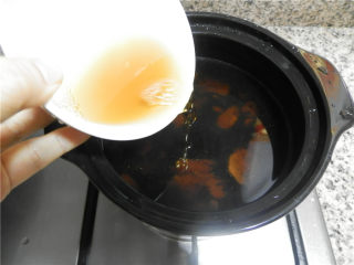 4、妇科圣方《四物汤》,倒半碗黄酒。