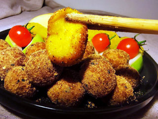 22、水果汤圆,咬开后，南瓜味道不错，味道好极了