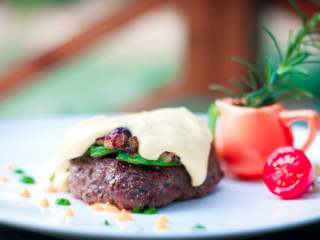 13、意大利芝士烤牛排,摆盘，完工~