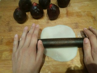 15、草莓大福,大概这么大,