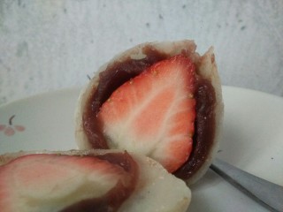 22、草莓大福,切面很漂亮哦