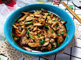 25、蒜香鸡腿➕蒜蓉香菇蒸鸡腿,成品