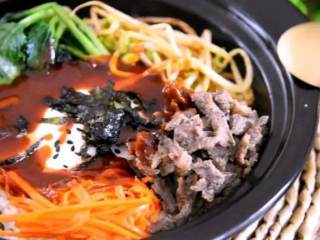 9、石锅拌饭来袭，做饭其实so easy！,自制石锅饭完成~！