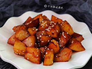 12、糖醋土豆,糖醋土豆味道酸甜可口，口感细腻，脆香