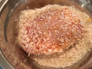 21、起司猪排,最后沾面包粉