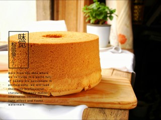 13、八寸加高中空戚风,成品图。