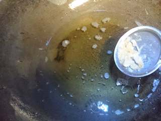 18、天妇罗盖浇饭,除去多余的面衣