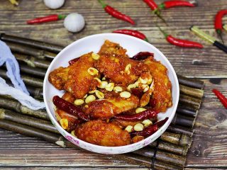 14、韩式吮指炸鸡翅,成品图。