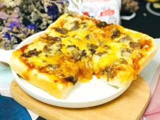 30、黑椒牛肉披萨,成品图