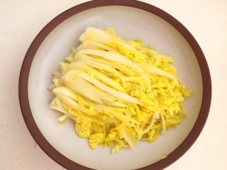 17、高汤娃娃菜,给蒸好的娃娃菜换个汤盘