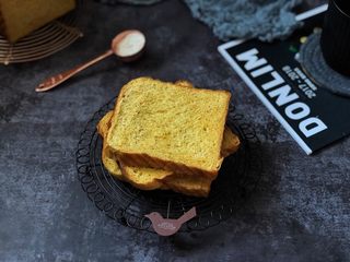 19、中种胡萝卜吐司,成品图