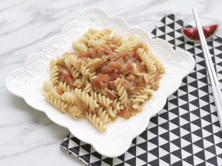 14、自制意大利面,最后就出锅了,享受美美的番茄意面吧~