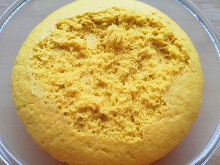 14、冬至美食  南瓜豆角馅包子,一个小时左右，面团也发酵好了。