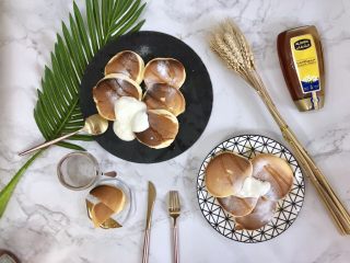 18、超软绵舒芙蕾松饼——日式松饼,摆盘快速出炉，拍照吧！