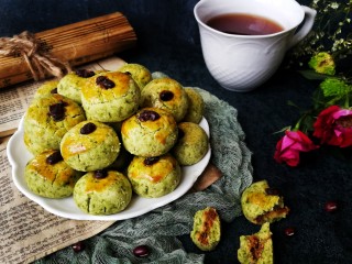 13、艾草相思酥,香酥美味，做下午茶也是不错的