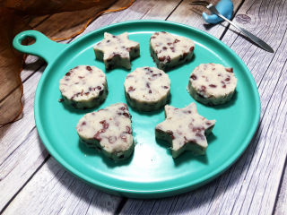 17、山药红豆糕,成品