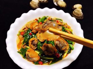 11、韭菜凉拌毛蚶,毛蚶肉肉非常富有弹性入口棒棒哒