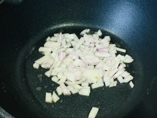 8、日式肥牛饭,加洋葱