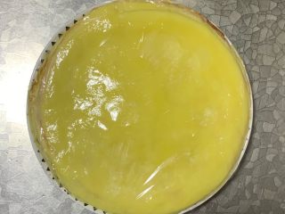 7、冬至美食 榴莲千层,别忘了包裹保鲜膜在冷藏