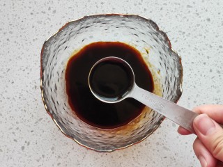 10、照烧鸡胸肉,两勺生抽