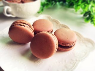 10、意式巧克力马卡龙,冷冻后食用口感更佳哦！