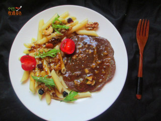 10、牛排斜管面,黑椒的口味与牛肉的鲜美，真的是停不下来的美味啊。