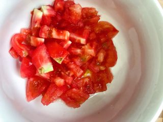 7、西班牙海鲜饭,切成小块