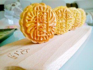 22、广式月饼,成品图