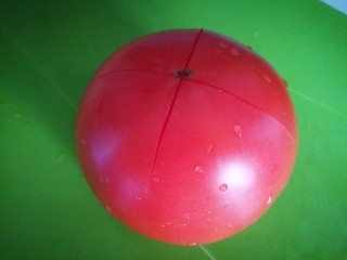 3、西式早餐~Bruschetta,西红柿顶部划十字刀