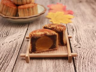 18、传统广式月饼,月饼做好啦！自制的月饼更含心意哦！