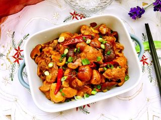 25、吃鸡＋香菇栗子烧鸡腿,成品