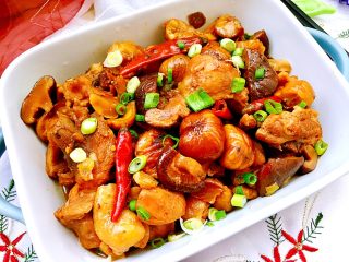 27、吃鸡＋香菇栗子烧鸡腿,成品