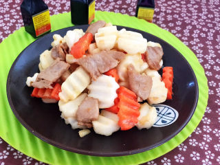 17、山药炒肉片,山药炒肉片清淡爽口，肉片嫩滑，非常美味~