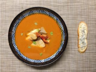 19、东京鱼汤,完工，一碗满满亚洲口味，欧洲香气和口感的鱼汤就完成了……