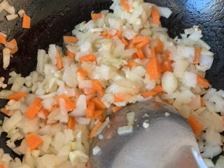 8、披萨????,放胡萝卜