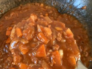 14、披萨????,放点热水煮到浓浓的的(红酱完成)备用